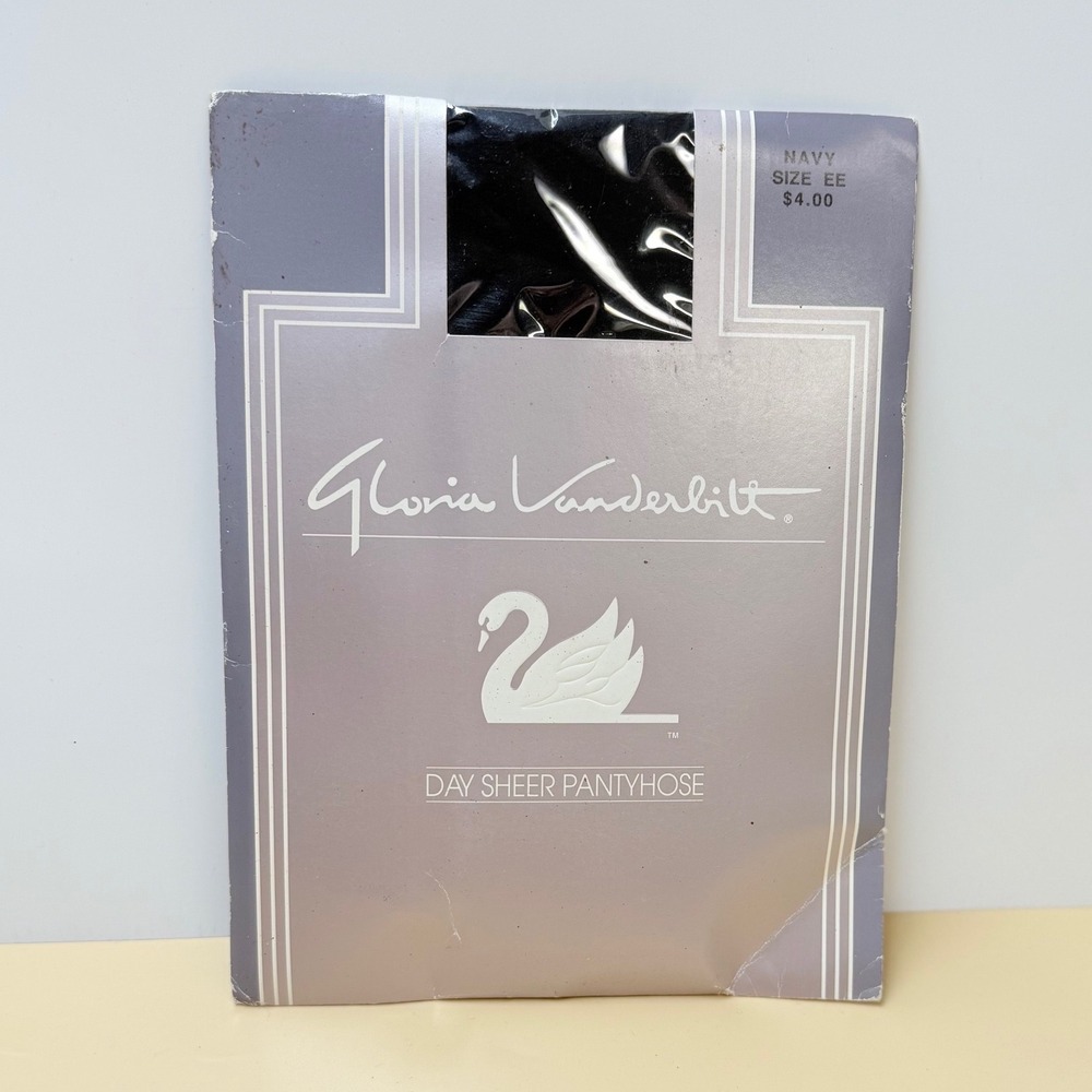 Gloria Vanderbilt Day Sheer Pantyhose Navy Blue Vintage New Old Stock Size EE